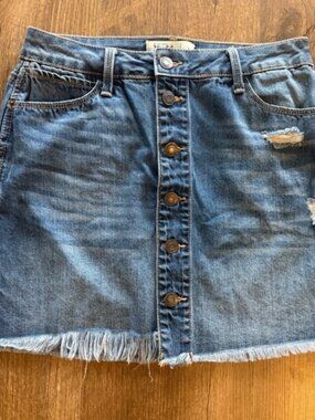 Mudd Denim Mini Skirt Blue Button Front Distressed Raw Hem Boho Juniors Size 7